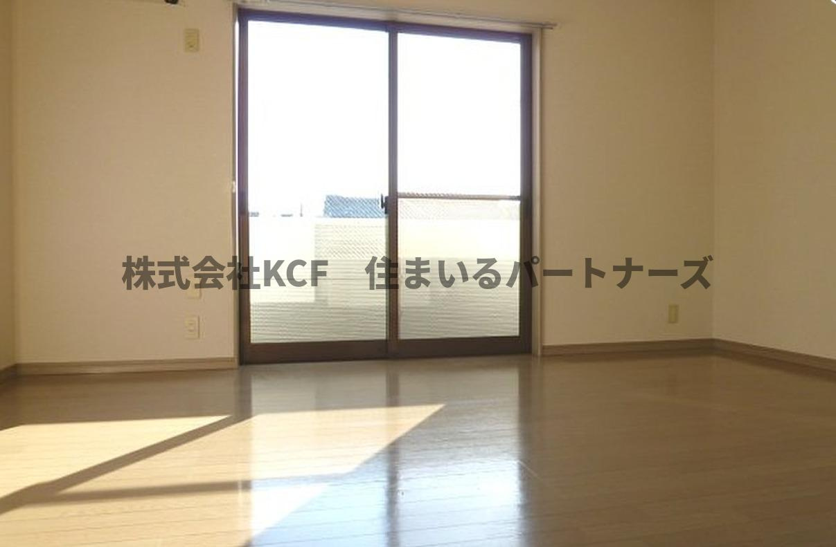 オーシャン御井の居間・リビング|洋室です