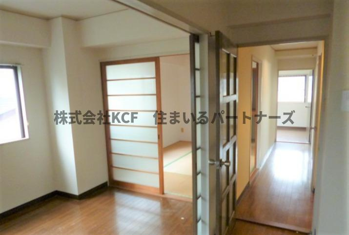 エステートモアの居間・リビング|リビングです