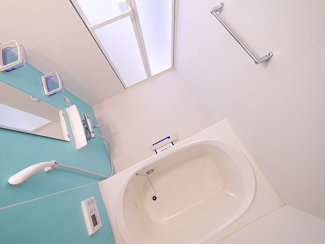 グランシャリオ瑠璃の浴室