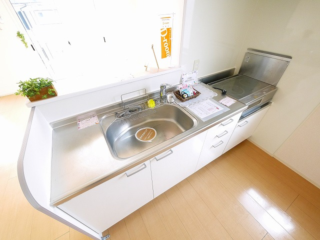 リビングタウン四条大路　Ｂ棟のキッチン|きれいなキッチンです