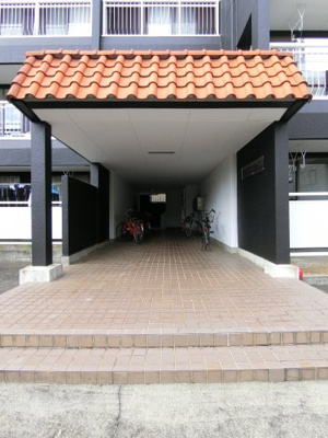 【エントランス】 | 石川マンション