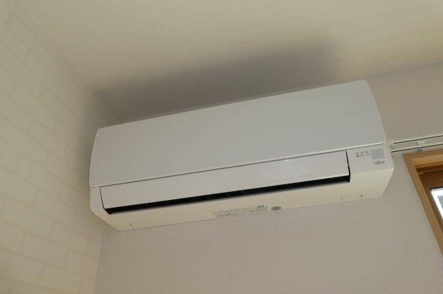 ジーヴォ浜町の設備|LDKエアコン
