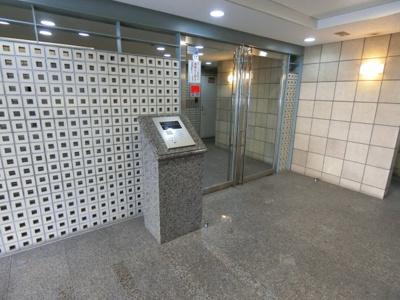 【ロビー】 | ファミールリブレ梅田東