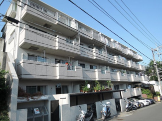 【外観】 | 南向きバルコニー・南西角部屋につき2面採光・陽当り良好です♪