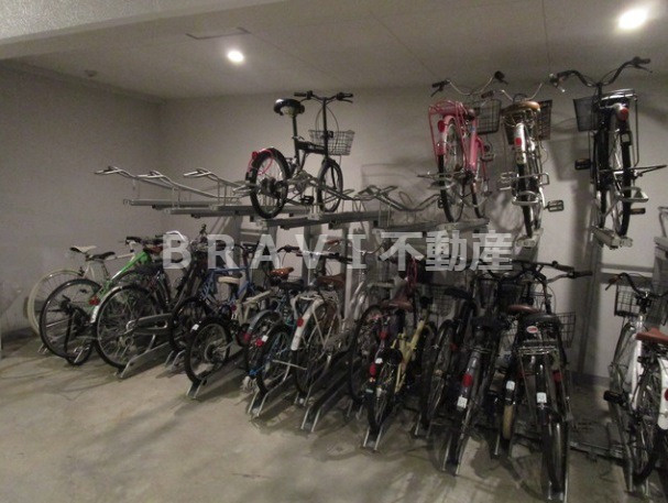 アーバネックス本町　BRAVI不動産のその他共用部分|【アーバネックス本町】敷地内駐輪場