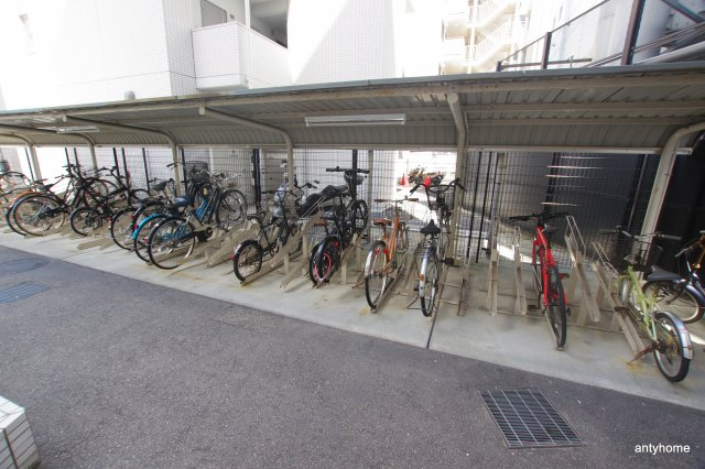 アドバンス西梅田Ⅱ　仲介手数料無料の駐車場