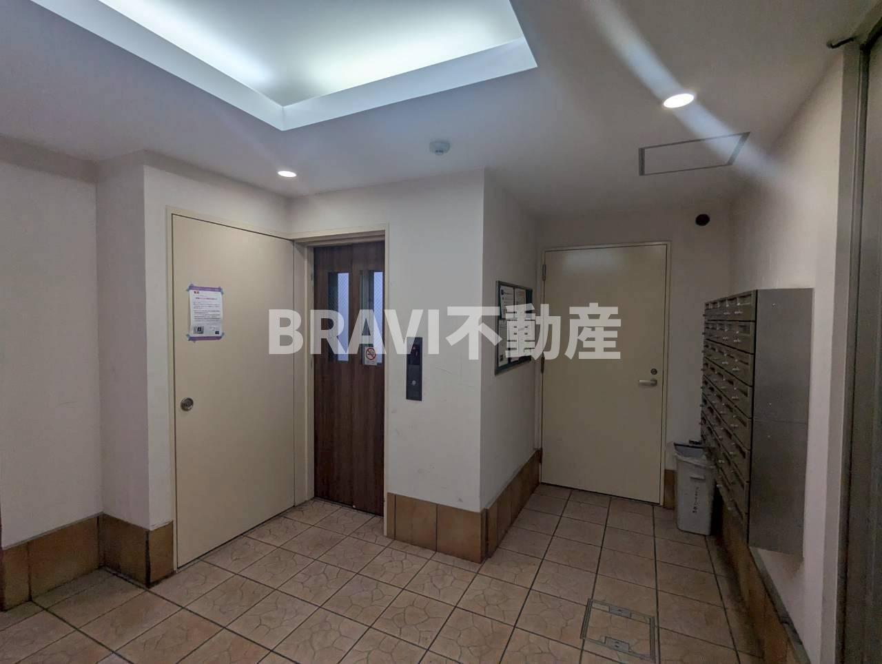 リバーライズ谷町4　BRAVI不動産のロビー