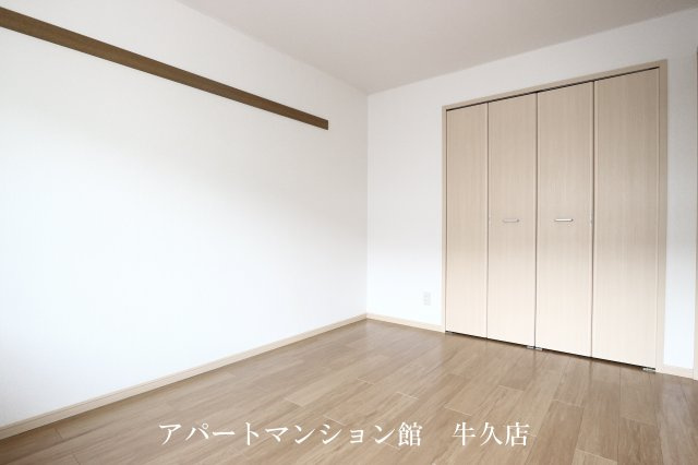 ローズレジデンスIの寝室