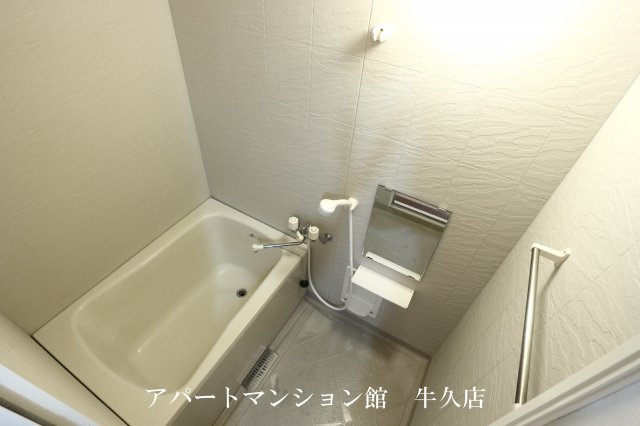 ローズレジデンスIの浴室