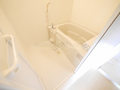 【浴室】 | モアナ湘南