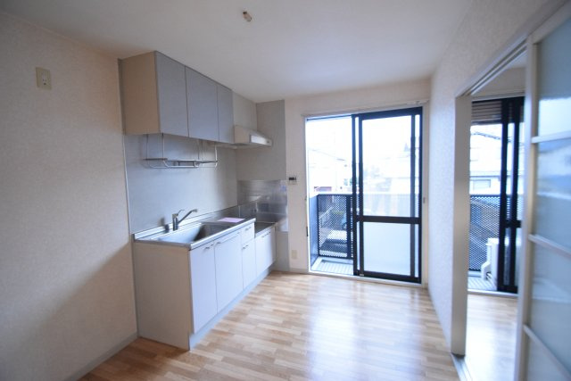 サンハイムの居間・リビング|リビングです