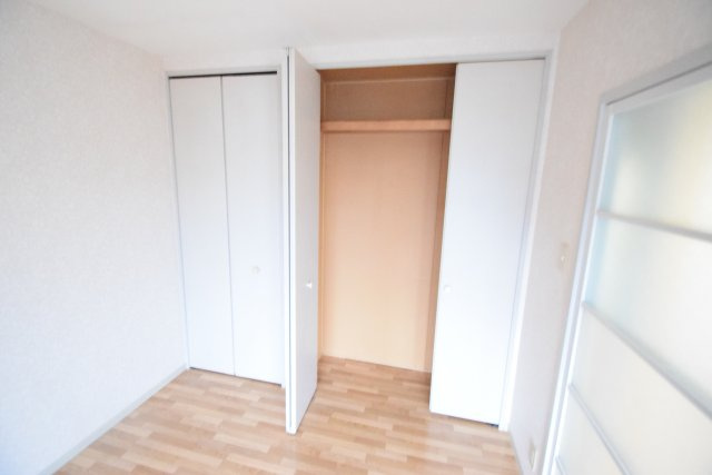 サンハイムの収納|こまごまとしたものを収納できそうですね