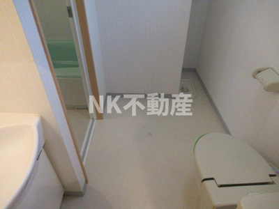 【洗面所】 | Celeb布施東（セレブ布施東）（俊徳道賃貸） | 広い洗面スペース