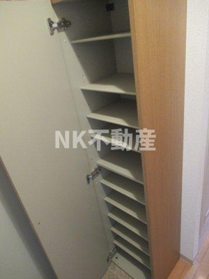 【玄関】 | Celeb布施東（セレブ布施東）（俊徳道賃貸） | シューズボックスです