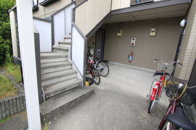 【エントランス】 | セピアコート三好 | 建物の内部です
