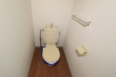 【トイレ】 | セピアコート三好 | 落ち着いた色調のトイレです