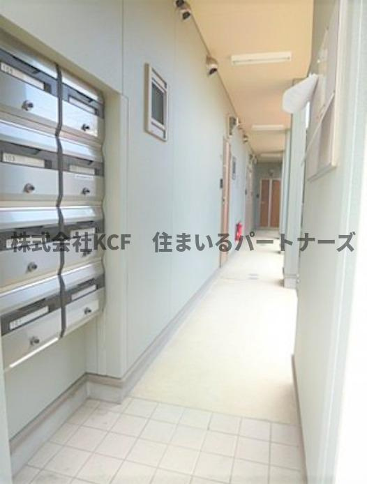 クレフラスト南薫西町のエントランス|毎日通るエントランスはこのようになっています