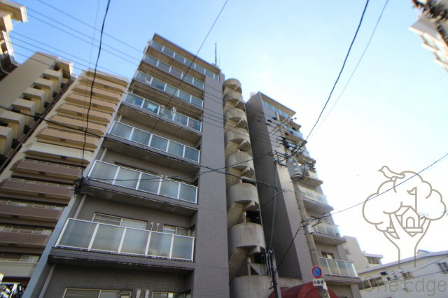 ロイヤルホークの外観