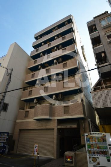 クレセントコート難波