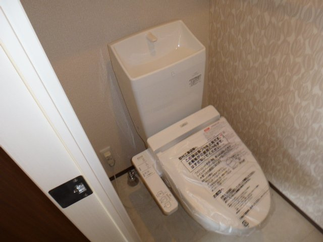KadoyakanＢのトイレ|ウォシュレット