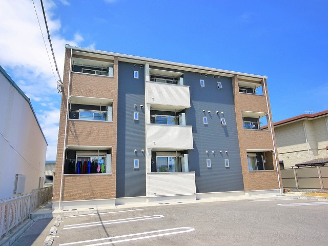 レジデンス西九条の外観|おしゃれな外観です