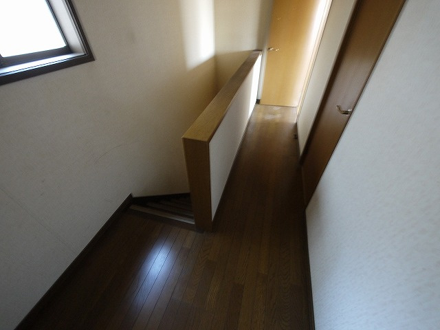 車屋天理店舗の内装