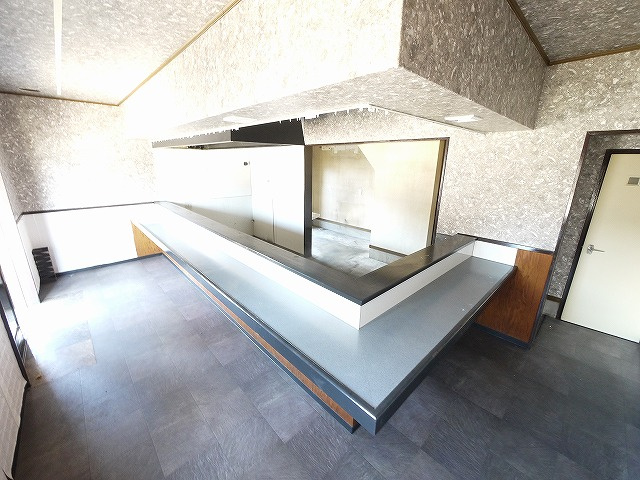 車屋天理店舗の内装