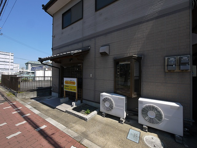 車屋天理店舗の内装