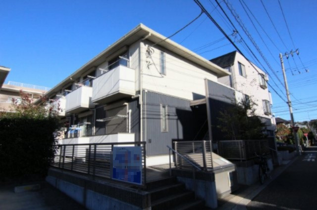 レオーネ本町Ａの外観|2012年完成のハウスメーカー施工の築浅アパート☆