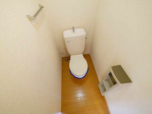 アネシスあやめ池のトイレ|清潔感のあるトイレです