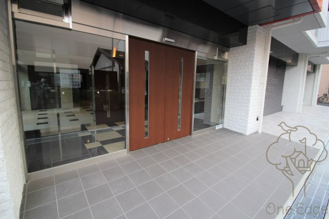 ファーストフィオーレ京橋パークフロントのエントランス