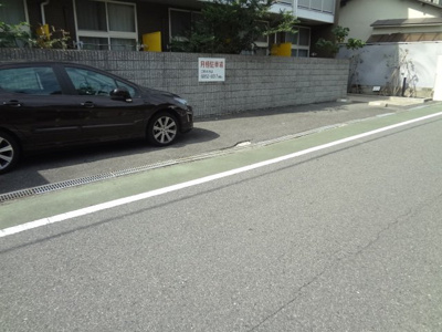 【外観】 | レオパレスワカクサ駐車場