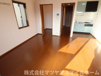 【居間・リビング】 | 御勝山ハイツⅡ