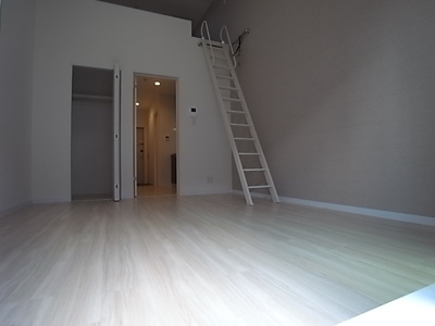 【居間・リビング】 | エムズコート吉田