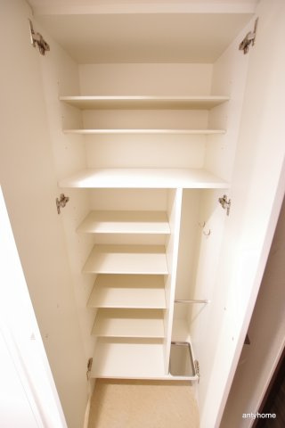 エスリード本町靭公園レジデンス　仲介手数料無料の収納