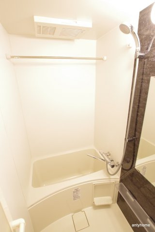 エスリード本町靭公園レジデンス　仲介手数料無料の浴室