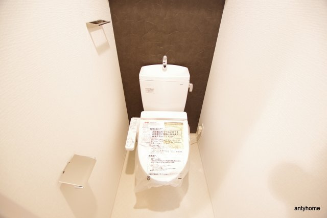 エスリード本町靭公園レジデンス　仲介手数料無料のトイレ