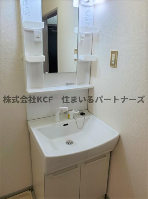 【独立洗面台】 | ウイングビル | 独立洗面台で身支度をすべて済ませてしまいましょう