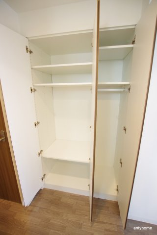 エルヴェ東天満　仲介手数料無料の収納