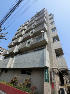 【外観】 | 閑静な住宅地でのびのび子育て！TVモニター付インターホンでセキュリティ面も安心です。