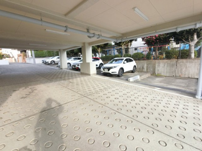 【駐車場】 | 宮崎台グリーンハイツ | 平置き駐車場