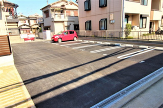 【駐車場】