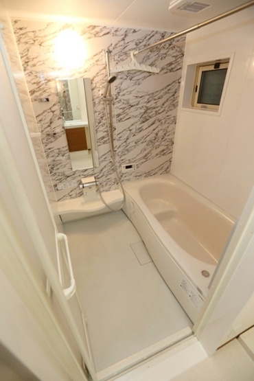 【浴室】 | ウエストフィールド１０　Ｄ棟