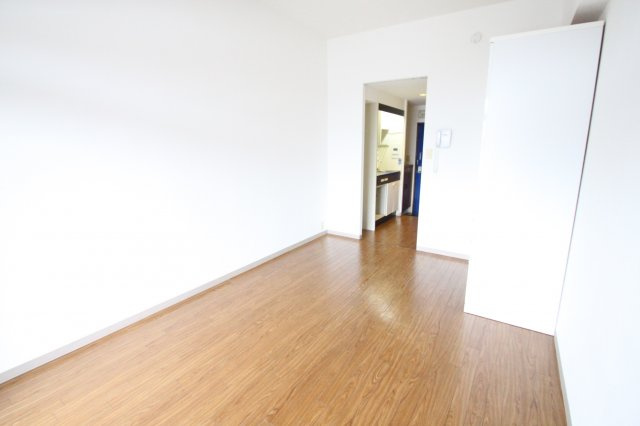 セイントワイズの洋室