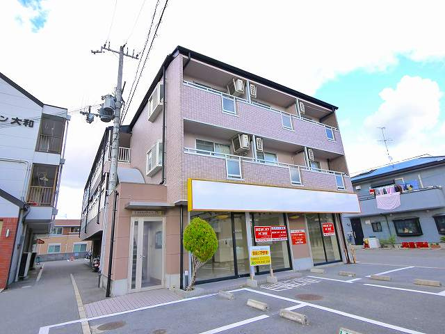 カンタベリープレイス店舗の外観