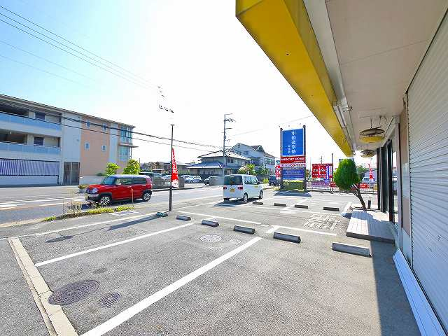 カンタベリープレイス店舗の外観