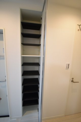 【設備】 | グランメール上沢通 | 玄関収納がございます