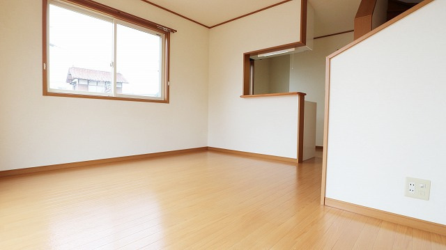 フロイデ　弐番館の居間・リビング