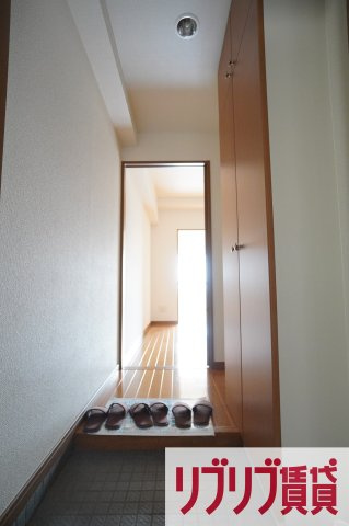 オーキッドレジデンス千葉中央の玄関