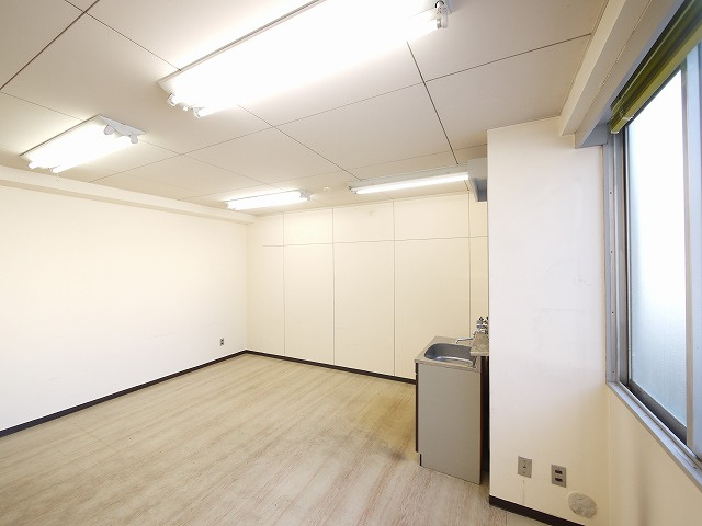 千曲ビルの内装